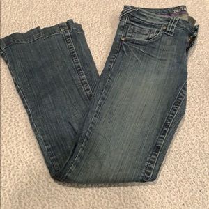 Refuge size 5 jeans